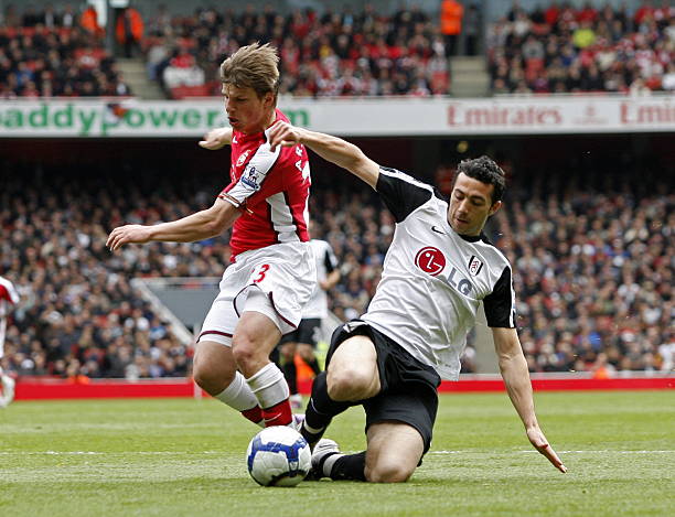 更需要以全 更需要以全